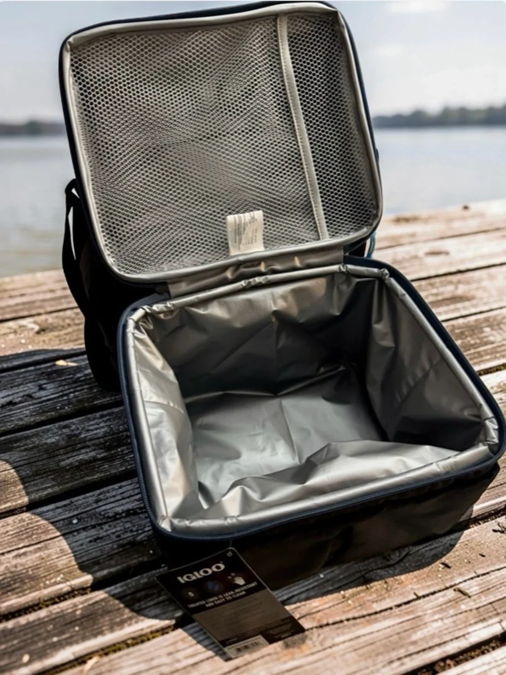 Igloo Navy and Black Playmate Gripper Dual Insulated 22-Cans Cooler Bag